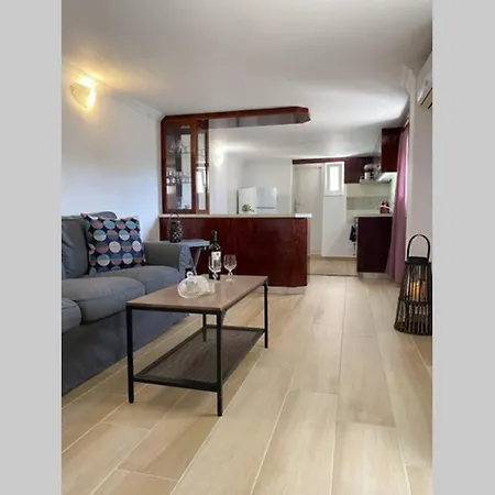 Apartment Neochori *